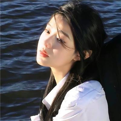小河亲过我的脸